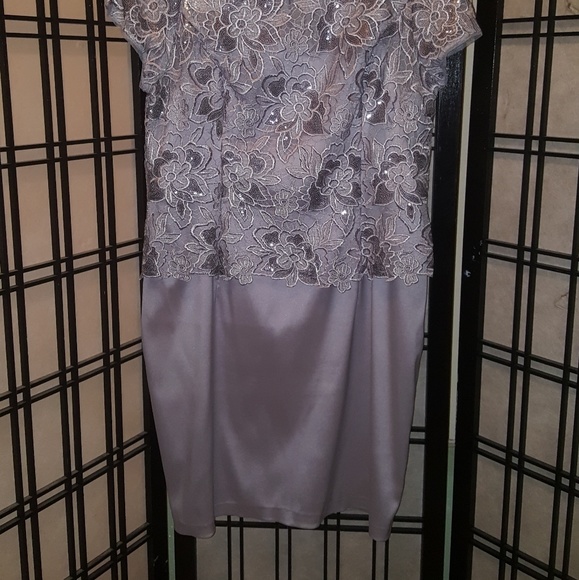 🌹Mother-of-the-Bride Dress🛍 - Picture 2 of 4